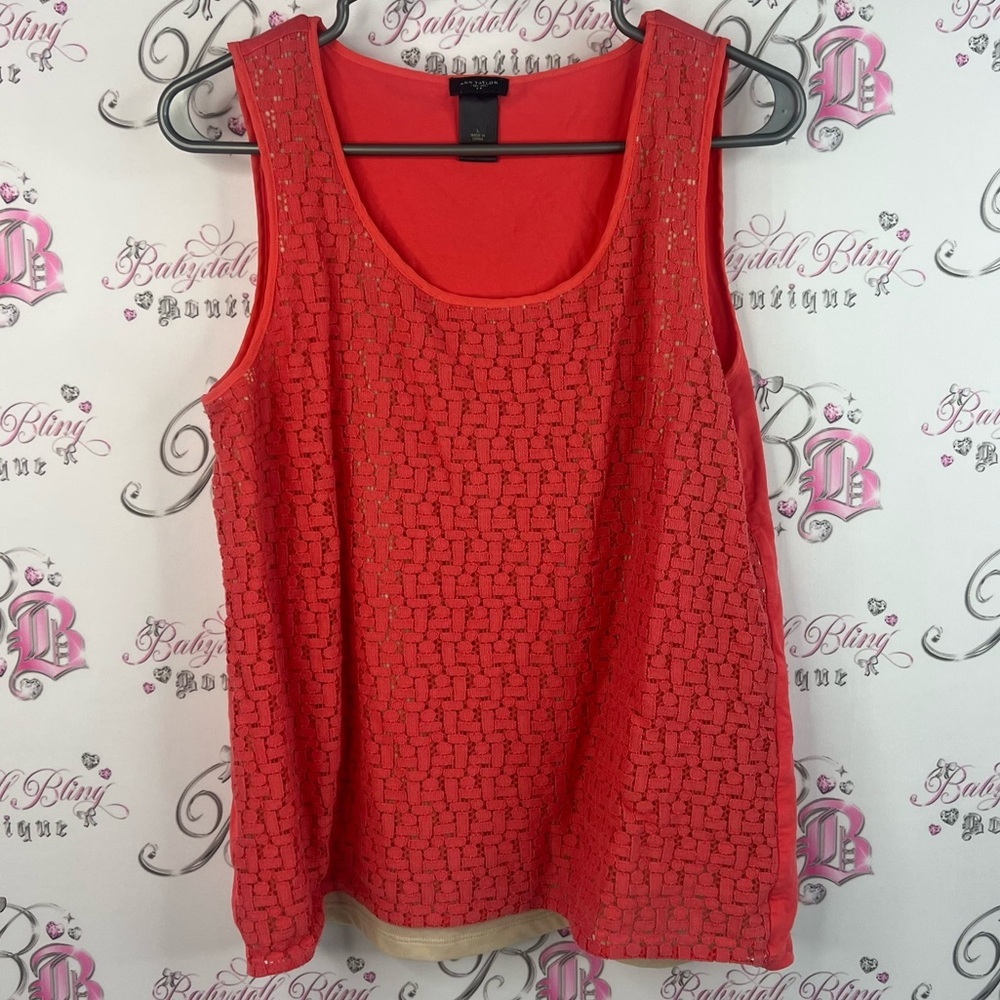 Ann Taylor tank top crochet lace dual color tan Red Textured Tank Top